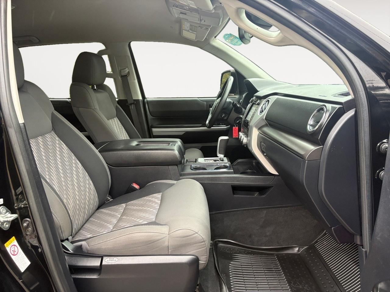 2019 Toyota Tundra 4WD SR5, BED LINER, TOW PACKAGE, BACKUP CAMERA, BLUETOOTH, KEYLESS ENTRY, REAR POWER SLIDING WINDOW, TINTED WINDOWS, LOW MILES, A TUNDRA THATS READY FOR YOU! Virginia Beach VA