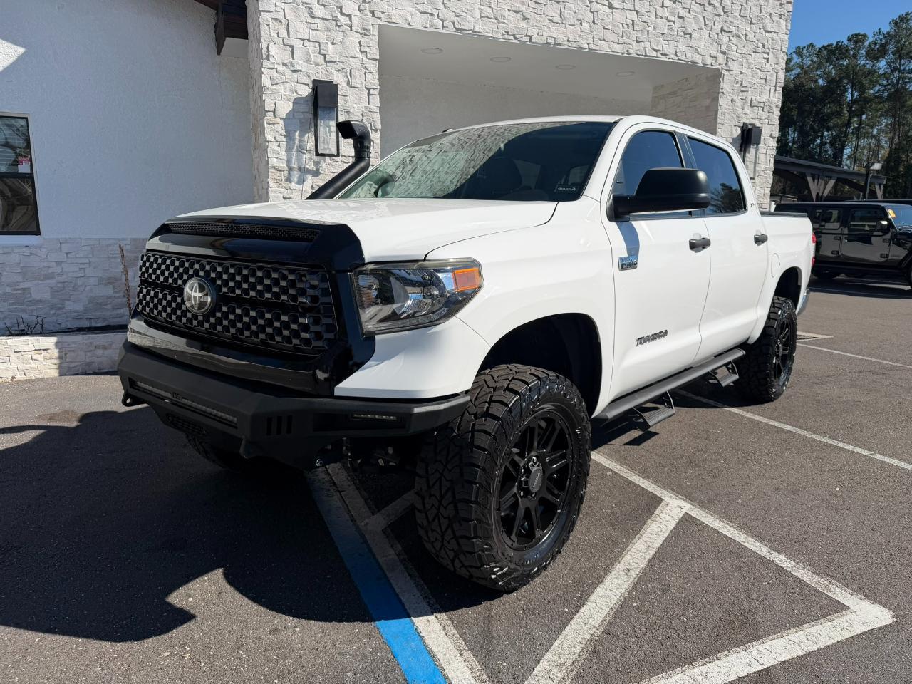 2019 Toyota Tundra 4WD SR5 CrewMax 5.5' Bed 5.7L FFV (Natl)