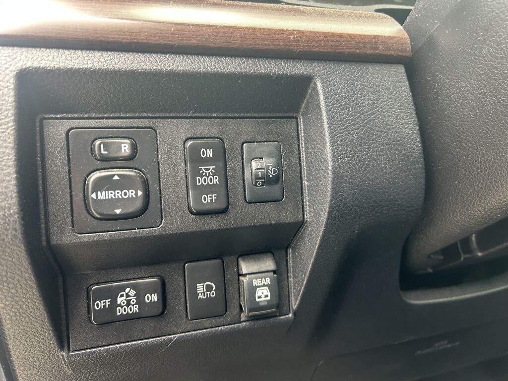 2019 Toyota Tundra Limited Crestwood KY