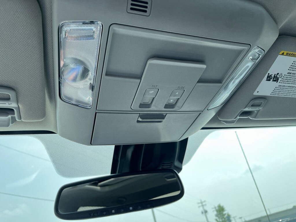 2019 Toyota Tundra Platinum 5.7L V8 Green Bay WI