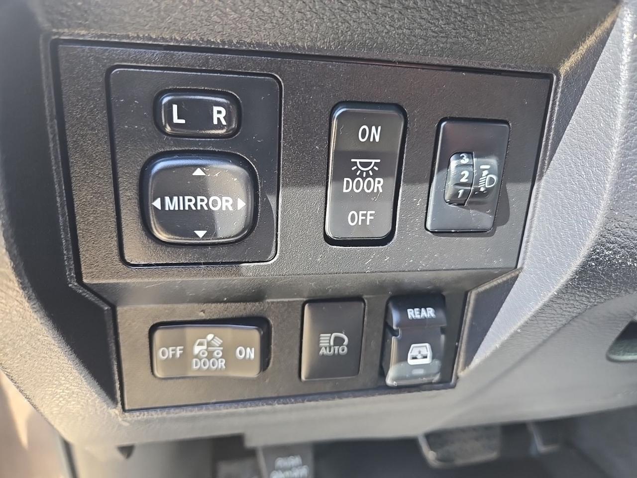 2019 Toyota Tundra SR5 West Burlington IA