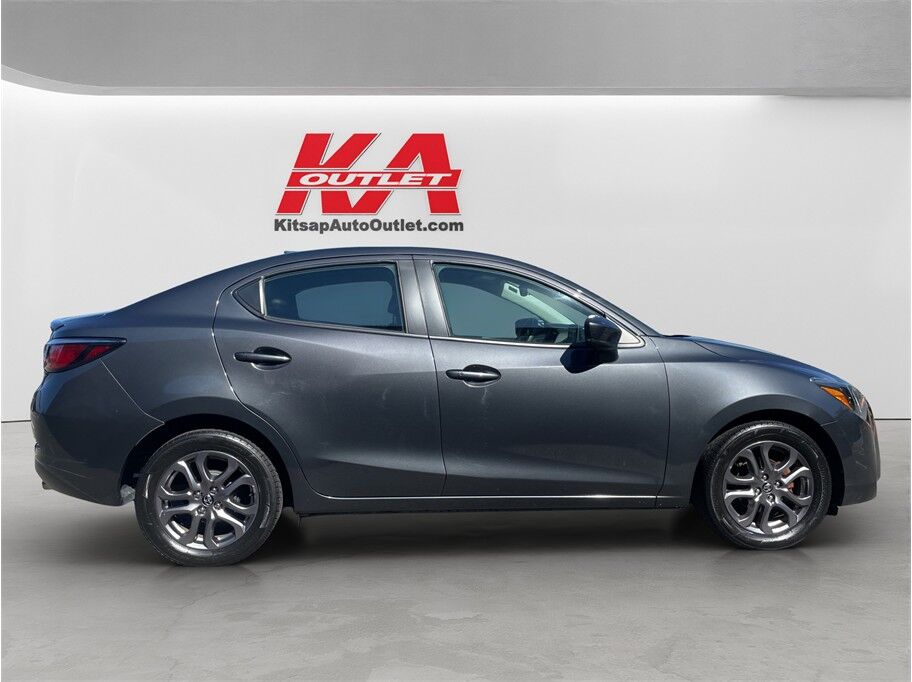 2019 Toyota Yaris LE Sedan 4D