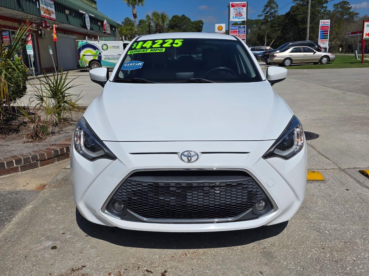 2019 Toyota Yaris Sedan XLE