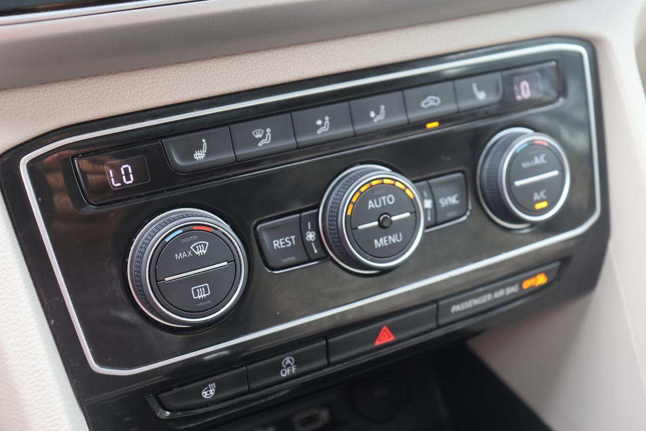 2019 VOLKSWAGEN ATLAS SEL Houston TX