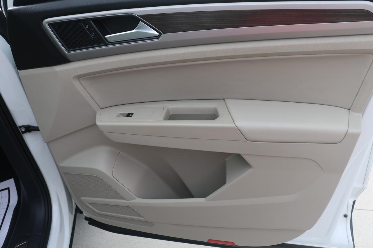 2019 VOLKSWAGEN ATLAS SEL Houston TX