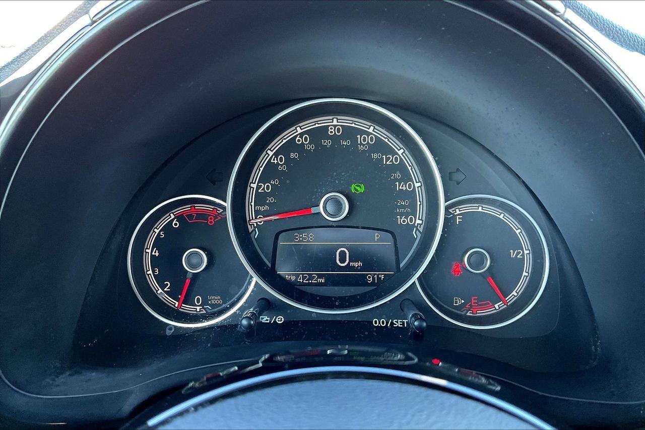 2019 VOLKSWAGEN BEETLE S Houston TX