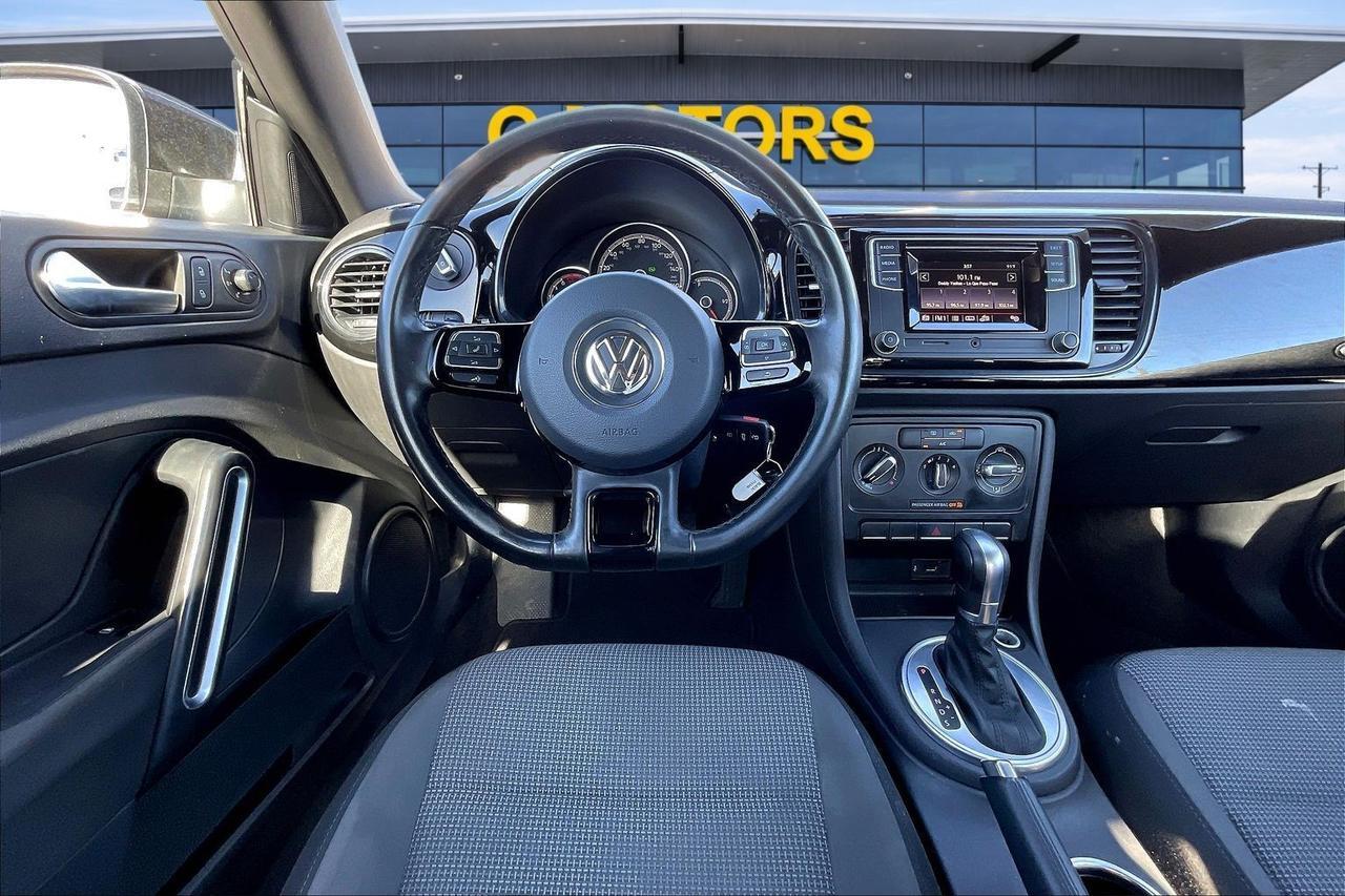 2019 VOLKSWAGEN BEETLE S Houston TX