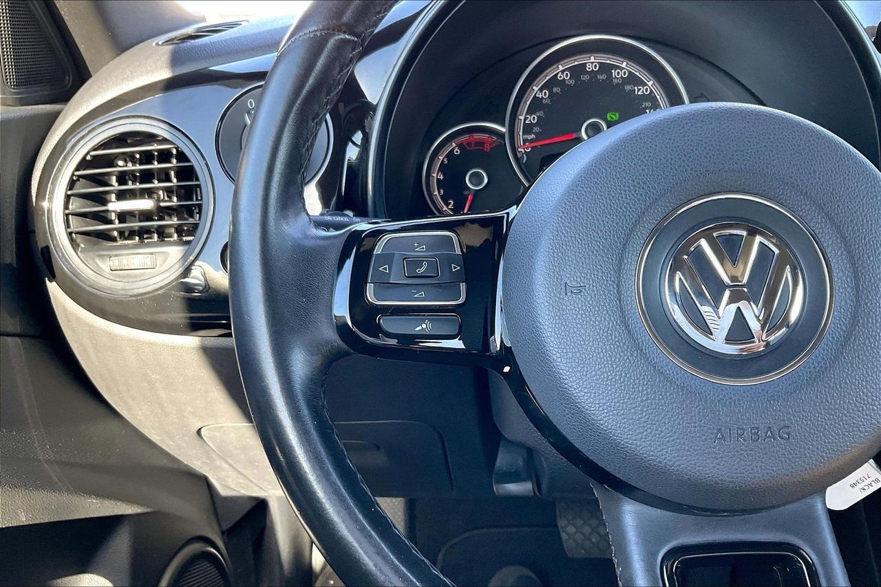 2019 VOLKSWAGEN BEETLE S Houston TX