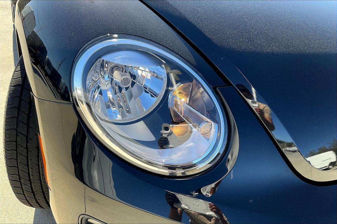 2019 VOLKSWAGEN BEETLE S Houston TX