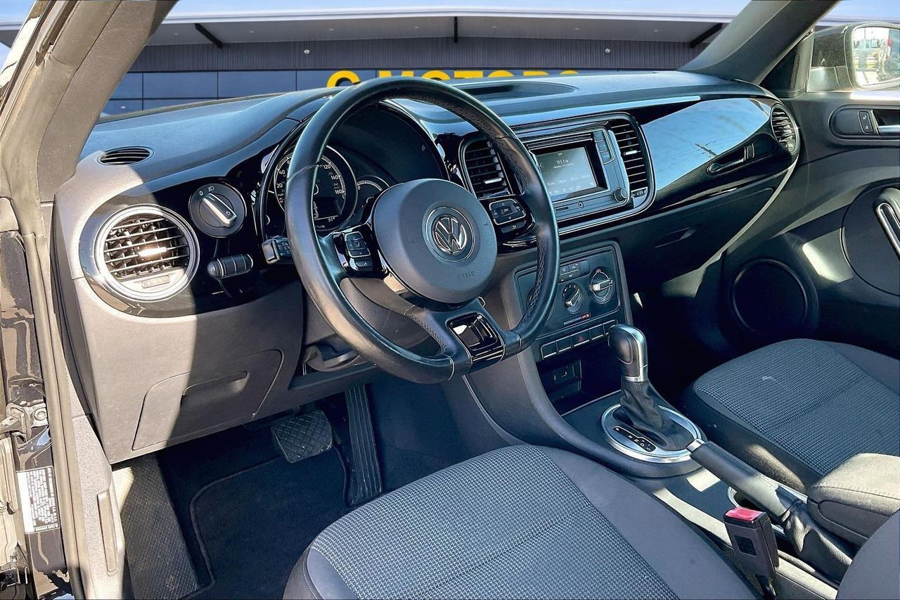 2019 VOLKSWAGEN BEETLE S Houston TX
