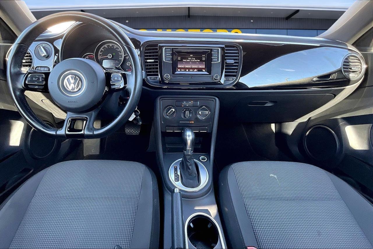 2019 VOLKSWAGEN BEETLE S Houston TX