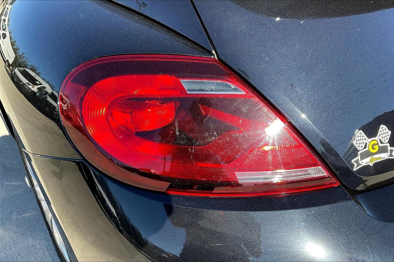 2019 VOLKSWAGEN BEETLE S Houston TX