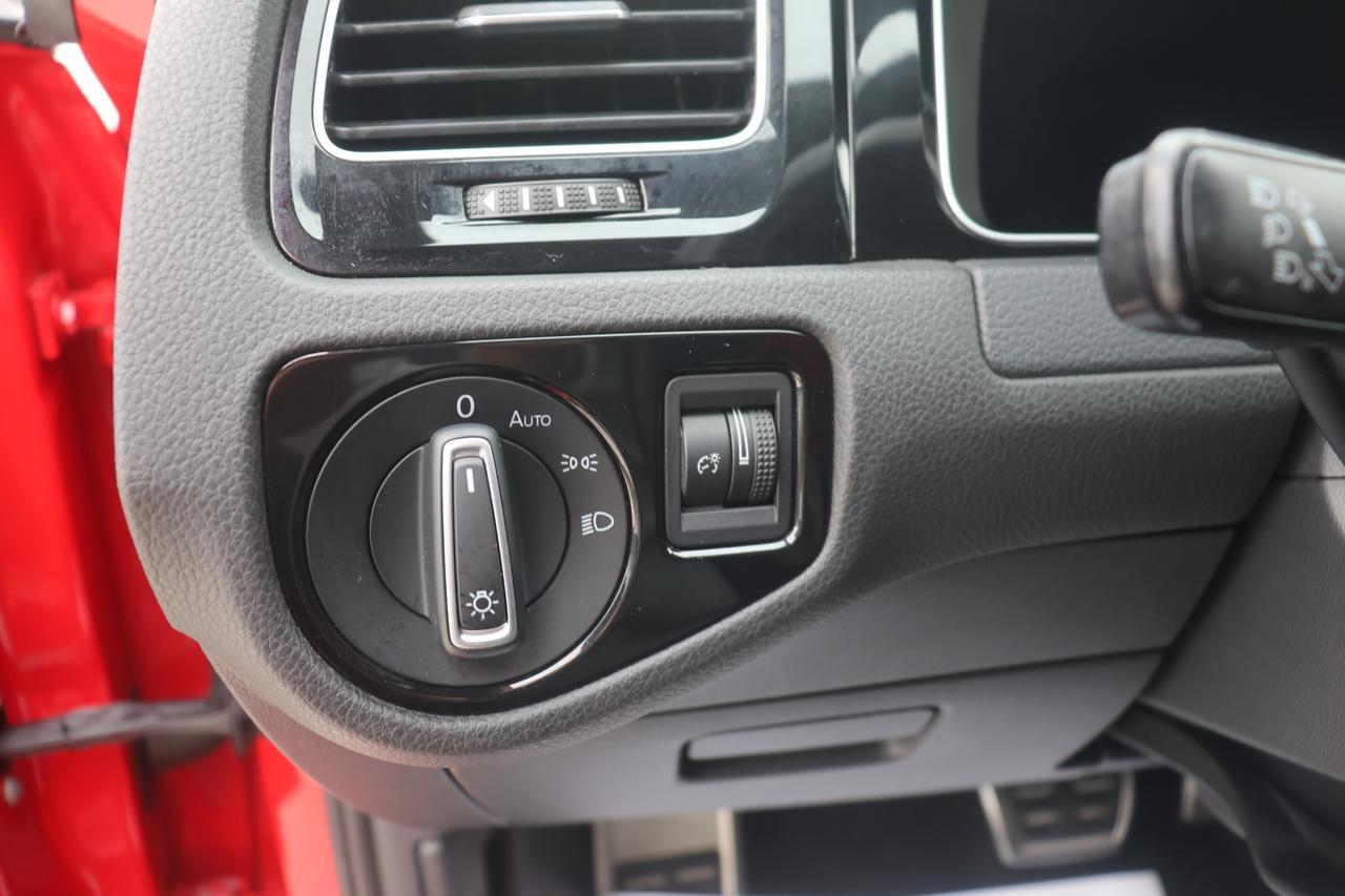2019 VOLKSWAGEN GOLF R Houston TX