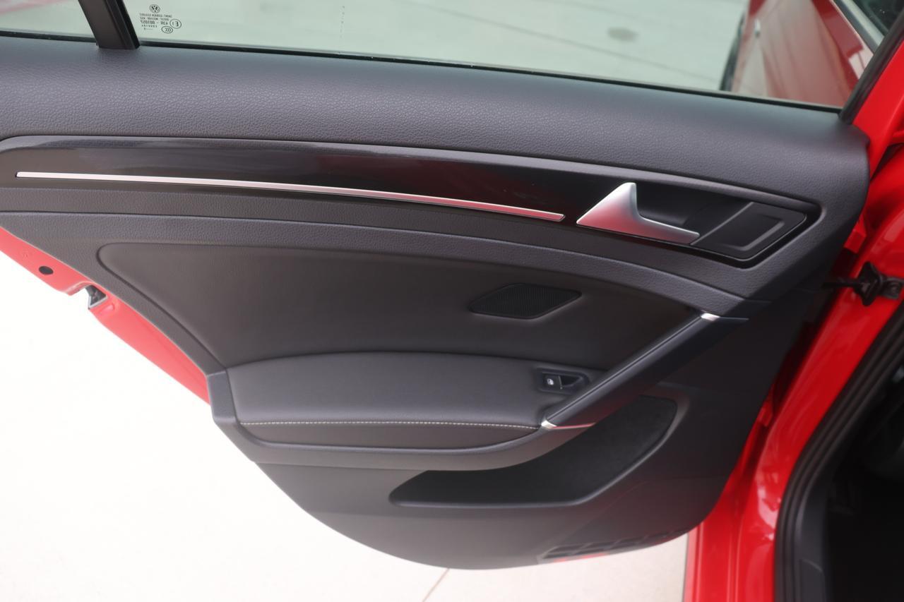 2019 VOLKSWAGEN GOLF R Houston TX