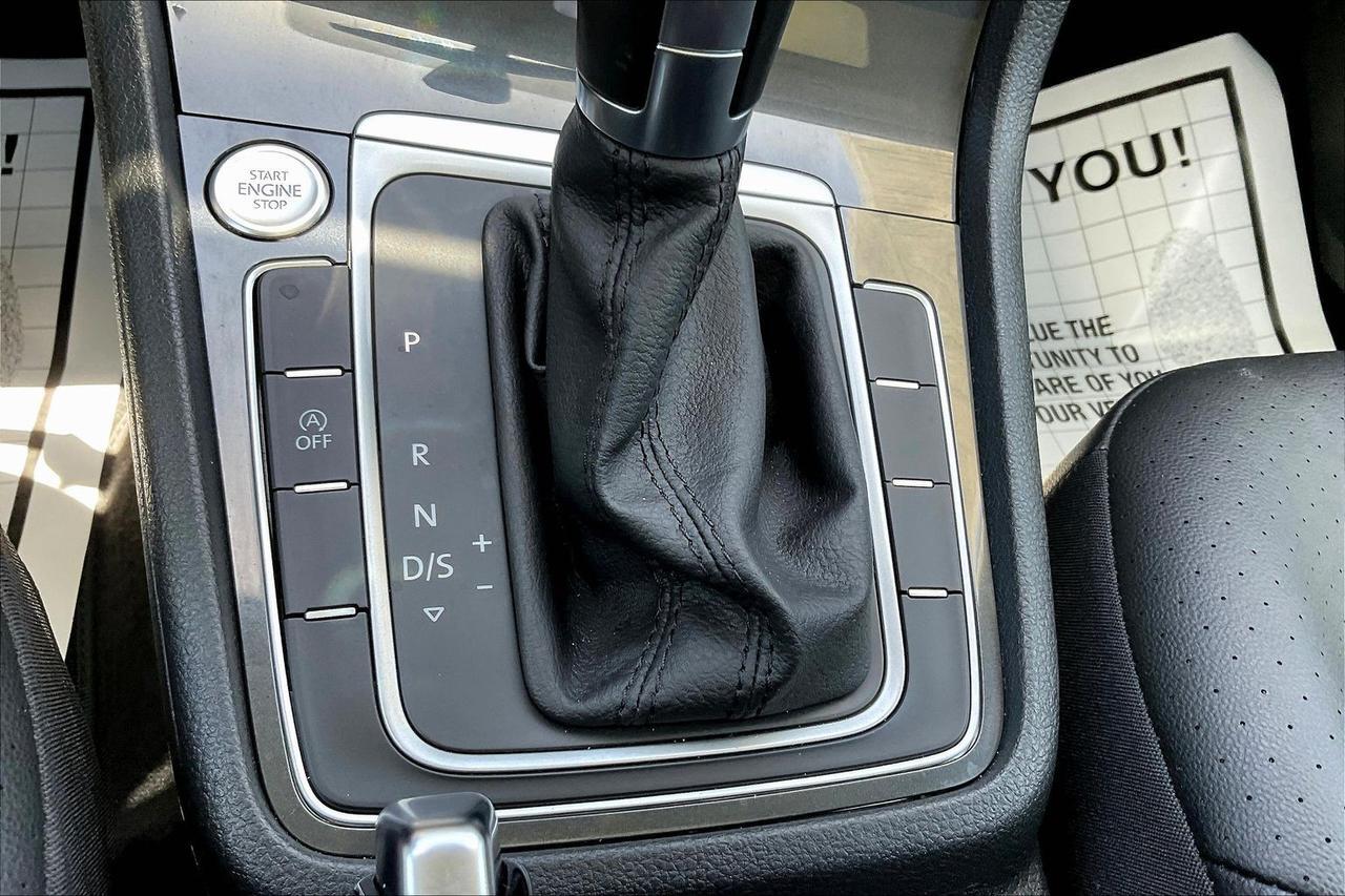 2019 VOLKSWAGEN GOLF S Houston TX