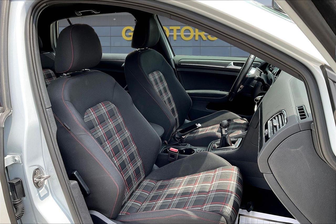 2019 VOLKSWAGEN GTI S Houston TX