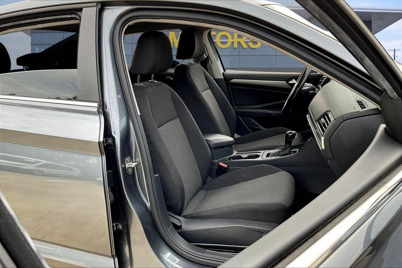 2019 VOLKSWAGEN JETTA S Houston TX