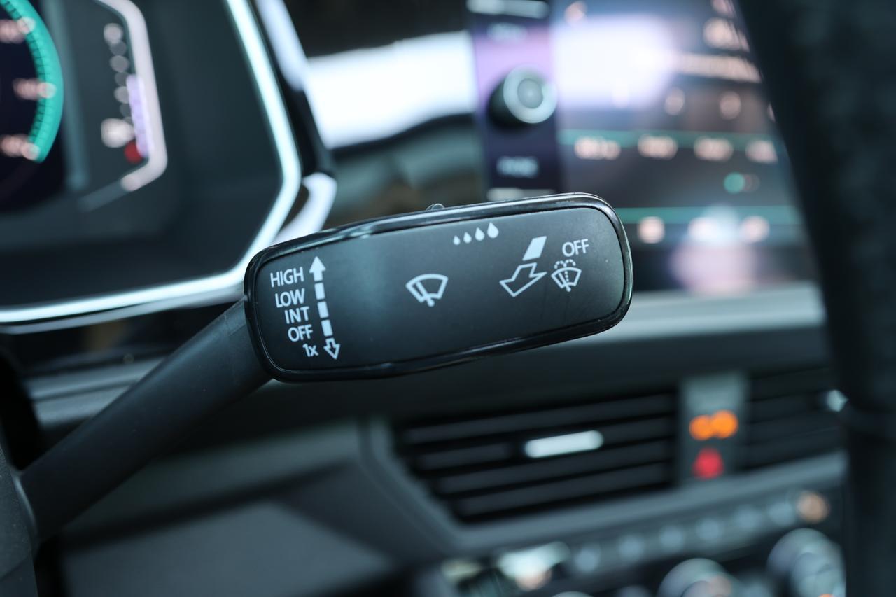 2019 VOLKSWAGEN JETTA SEL Houston TX