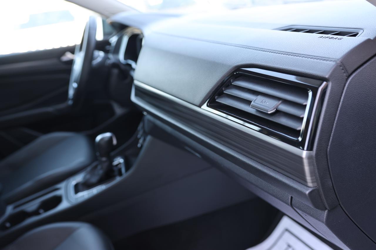 2019 VOLKSWAGEN JETTA SEL Houston TX