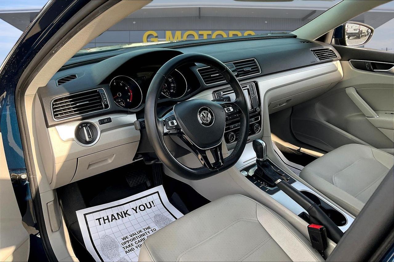 2019 VOLKSWAGEN PASSAT WOLFSBURG Houston TX