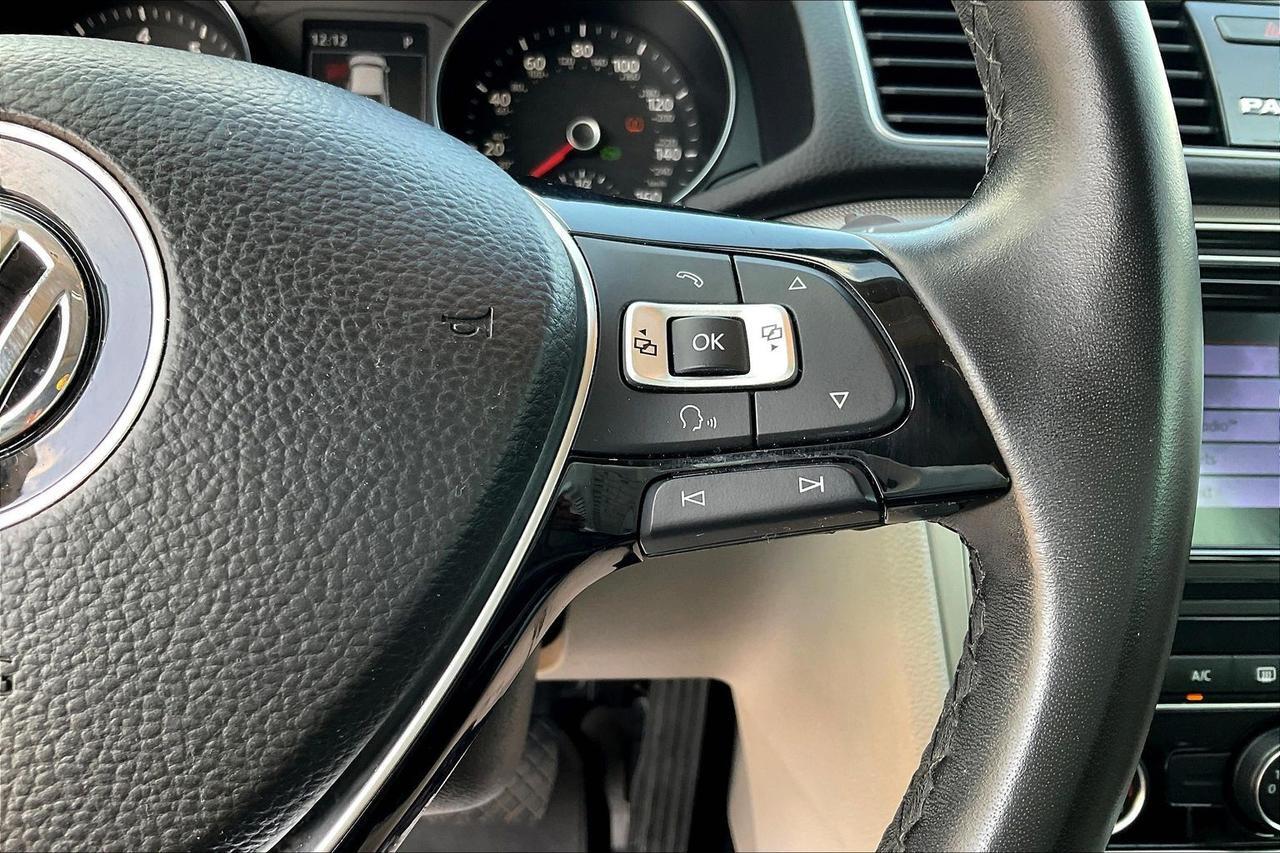2019 VOLKSWAGEN PASSAT WOLFSBURG Houston TX