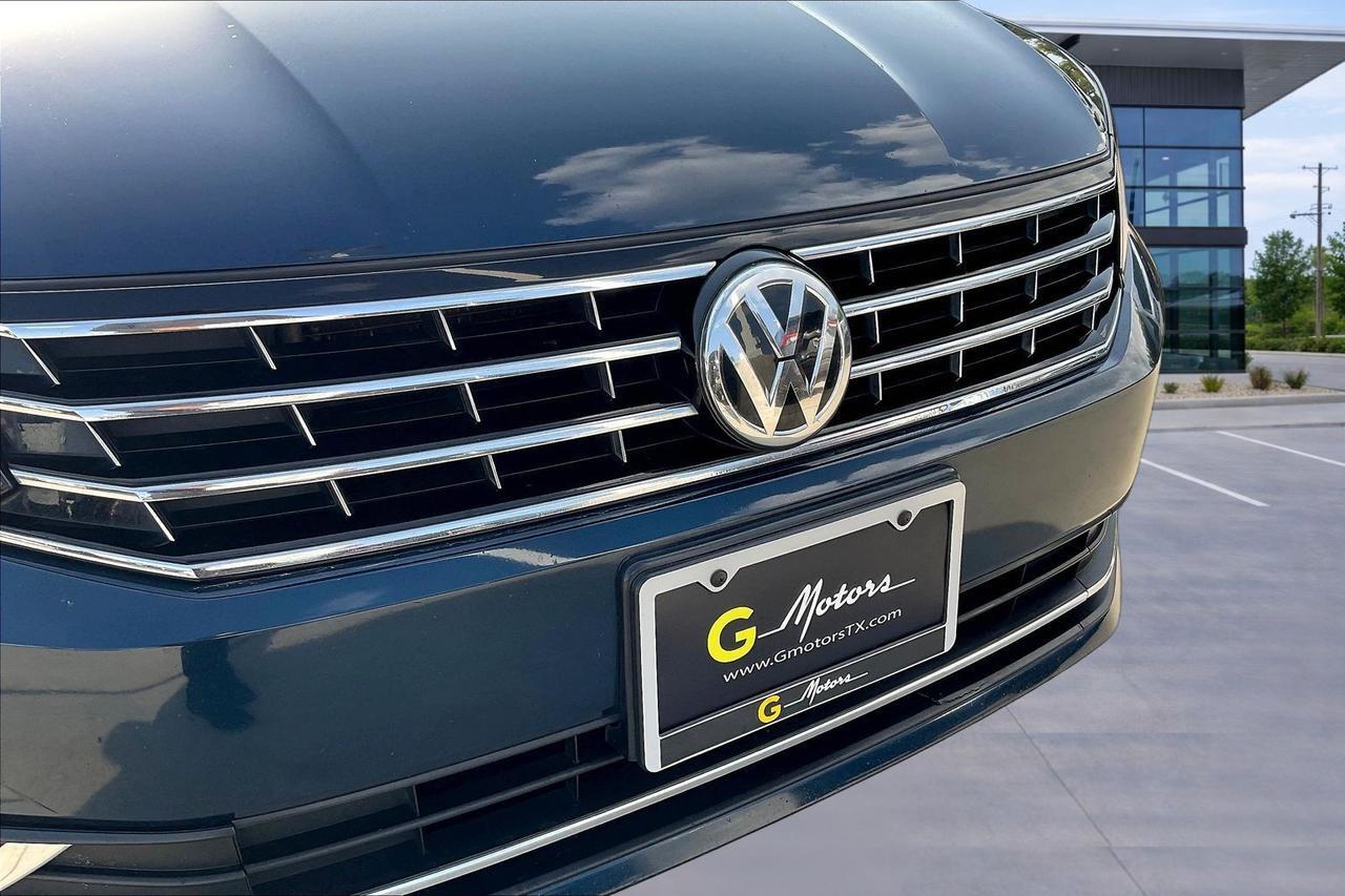 2019 VOLKSWAGEN PASSAT WOLFSBURG Houston TX