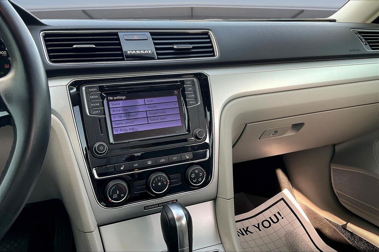 2019 VOLKSWAGEN PASSAT WOLFSBURG Houston TX