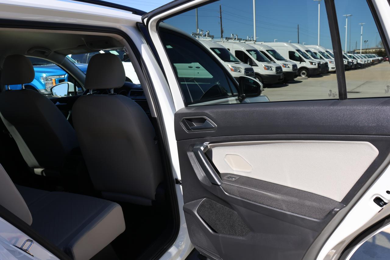 2019 VOLKSWAGEN TIGUAN S Houston TX