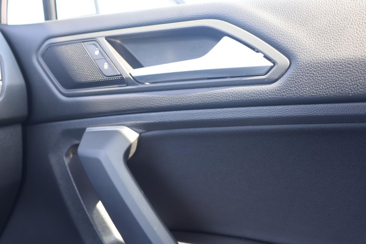 2019 VOLKSWAGEN TIGUAN SE Houston TX