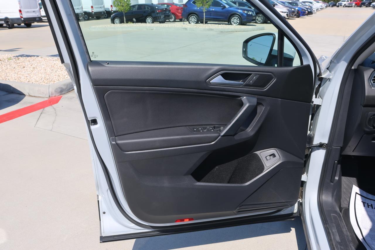 2019 VOLKSWAGEN TIGUAN SE Houston TX