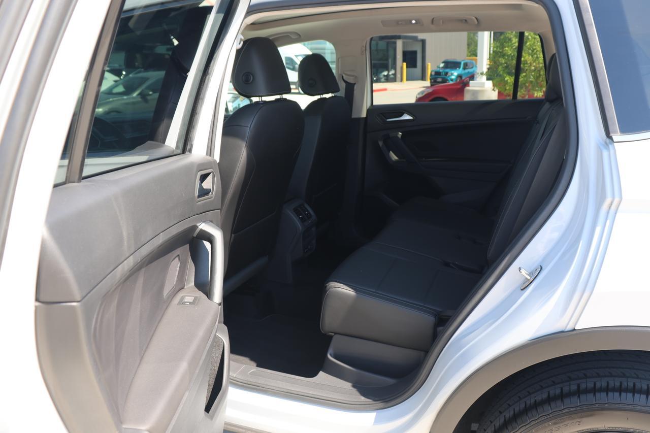 2019 VOLKSWAGEN TIGUAN SE Houston TX