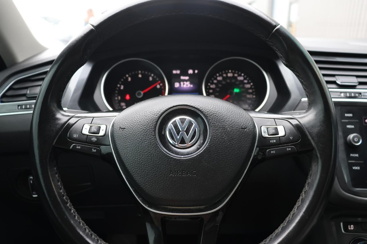 2019 VOLKSWAGEN TIGUAN SE Houston TX