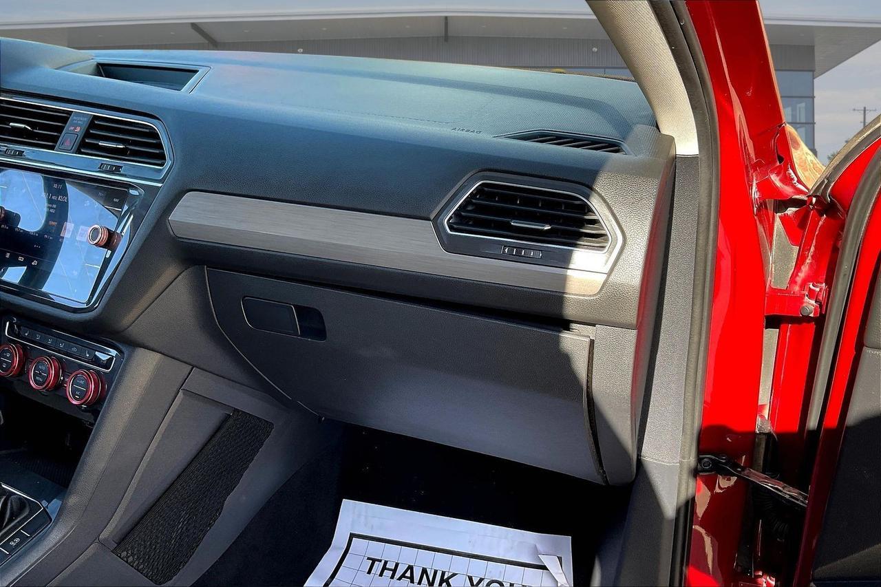 2019 VOLKSWAGEN TIGUAN SE Houston TX
