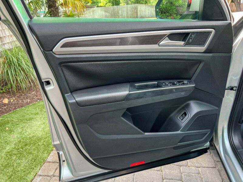 2019 Volkswagen Atlas 2.0T SE w/Technology Wilmington NC