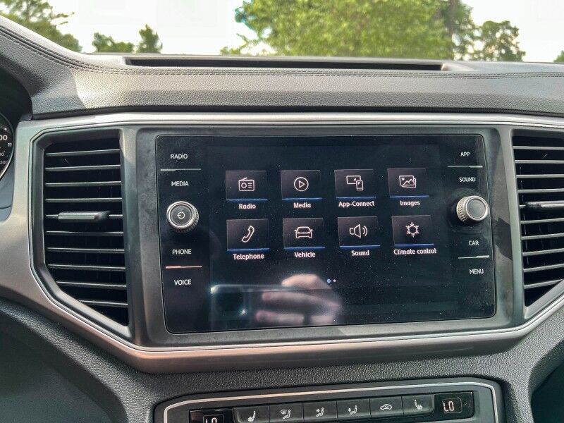 2019 Volkswagen Atlas 2.0T SE w/Technology Wilmington NC
