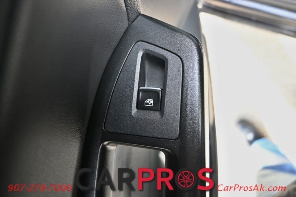 2019 Volkswagen Atlas 3.6L V6 SE w/Technology - 3.6L V6 - Automatic - All Wheel Drive - Remote Start - Keyless Entry - Front Heated Leather Seats - Blind Spot Detection - 3rd Row Seats 7 - Tow Package - 1 Owner Anchorage AK