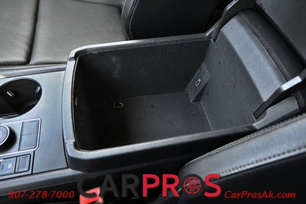 2019 Volkswagen Atlas 3.6L V6 SE w/Technology - 3.6L V6 - Automatic - All Wheel Drive - Remote Start - Keyless Entry - Front Heated Leather Seats - Blind Spot Detection - 3rd Row Seats 7 - Tow Package - 1 Owner Anchorage AK