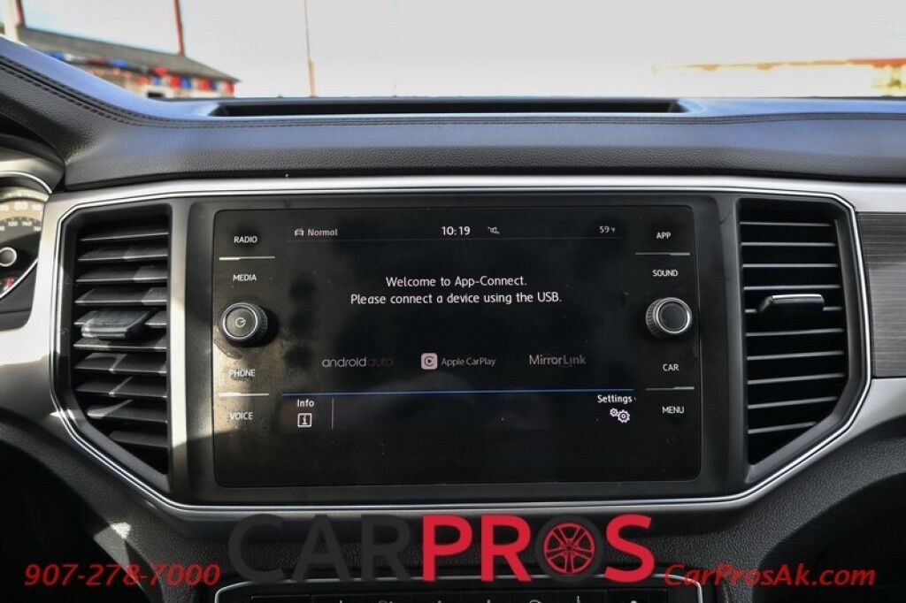 2019 Volkswagen Atlas 3.6L V6 SE w/Technology - 3.6L V6 - Automatic - All Wheel Drive - Remote Start - Keyless Entry - Front Heated Leather Seats - Blind Spot Detection - 3rd Row Seats 7 - Tow Package - 1 Owner Anchorage AK