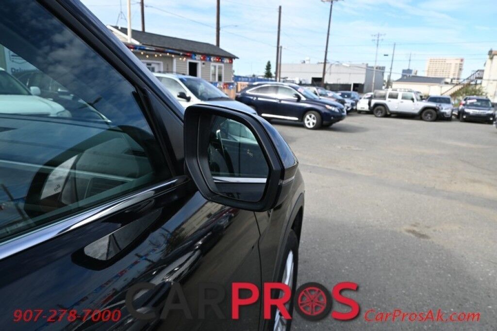 2019 Volkswagen Atlas 3.6L V6 SE w/Technology - 3.6L V6 - Automatic - All Wheel Drive - Remote Start - Keyless Entry - Front Heated Leather Seats - Blind Spot Detection - 3rd Row Seats 7 - Tow Package - 1 Owner Anchorage AK