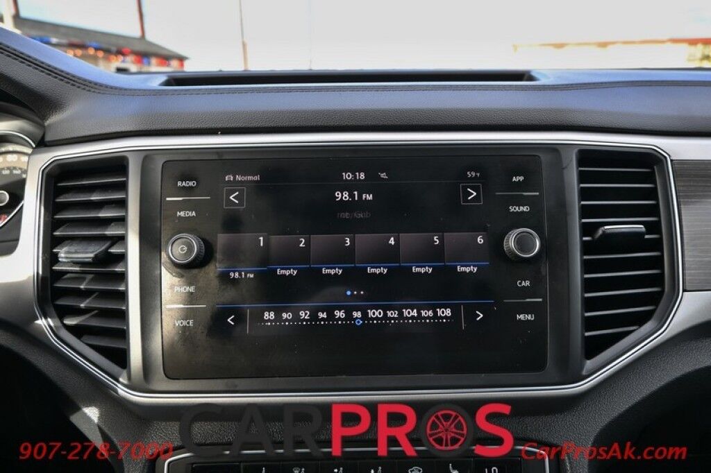 2019 Volkswagen Atlas 3.6L V6 SE w/Technology - 3.6L V6 - Automatic - All Wheel Drive - Remote Start - Keyless Entry - Front Heated Leather Seats - Blind Spot Detection - 3rd Row Seats 7 - Tow Package - 1 Owner Anchorage AK