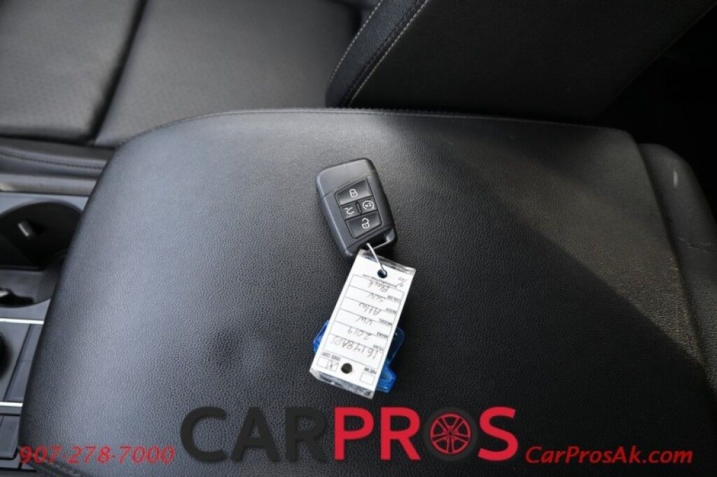 2019 Volkswagen Atlas 3.6L V6 SE w/Technology - 3.6L V6 - Automatic - All Wheel Drive - Remote Start - Keyless Entry - Front Heated Leather Seats - Blind Spot Detection - 3rd Row Seats 7 - Tow Package - 1 Owner Anchorage AK