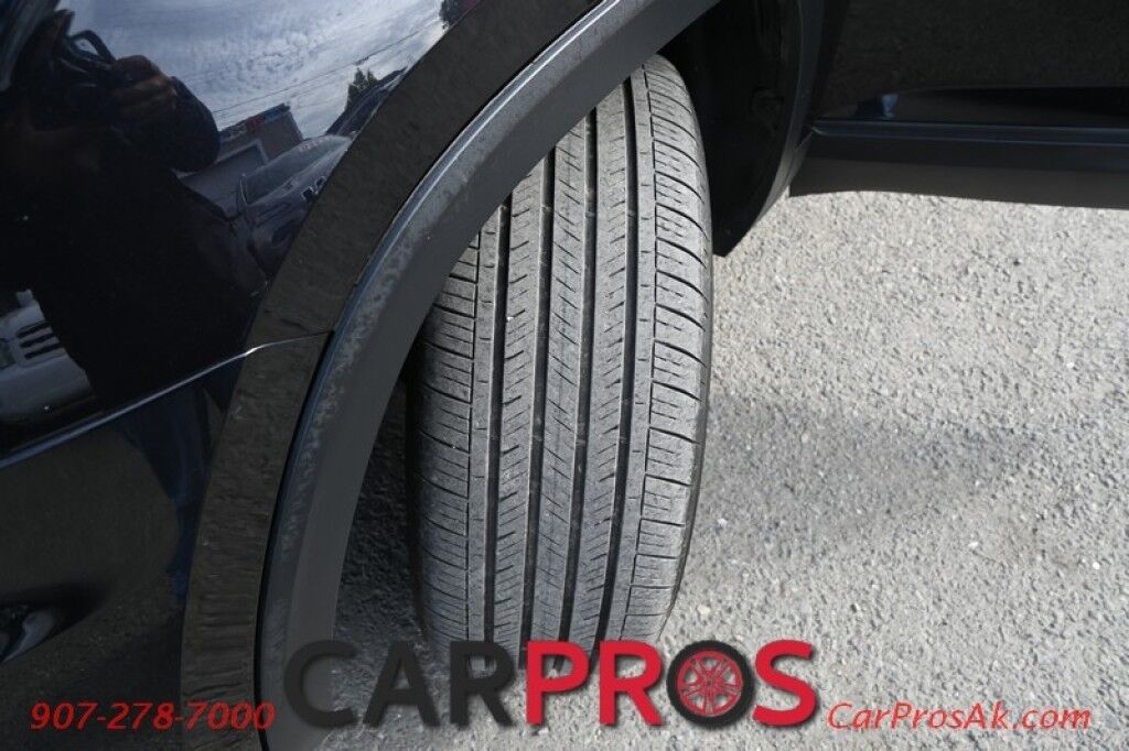 2019 Volkswagen Atlas 3.6L V6 SE w/Technology - 3.6L V6 - Automatic - All Wheel Drive - Remote Start - Keyless Entry - Front Heated Leather Seats - Blind Spot Detection - 3rd Row Seats 7 - Tow Package - 1 Owner Anchorage AK