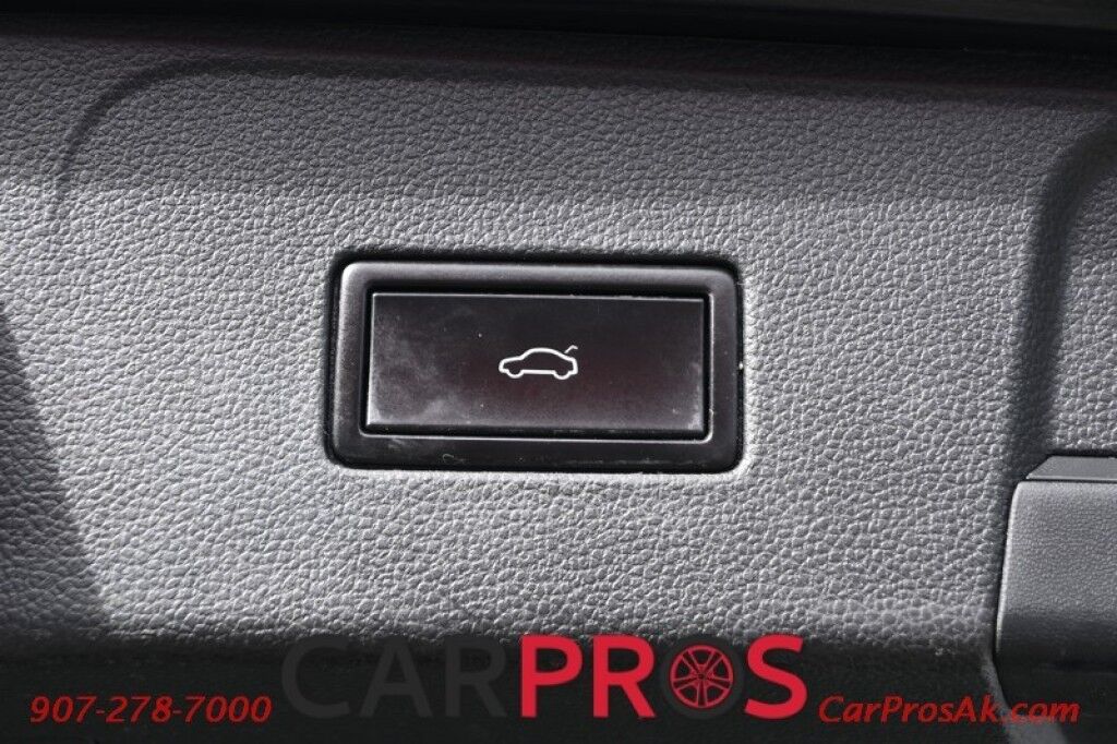 2019 Volkswagen Atlas 3.6L V6 SE w/Technology - 3.6L V6 - Automatic - All Wheel Drive - Remote Start - Keyless Entry - Front Heated Leather Seats - Blind Spot Detection - 3rd Row Seats 7 - Tow Package - 1 Owner Anchorage AK