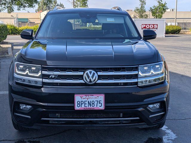 2019 Volkswagen Atlas 3.6L V6 SE w/Technology R-Line