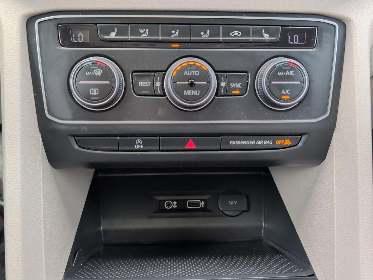 2019 Volkswagen Atlas 3.6L V6 SE w/Technology R-Line San Juan TX