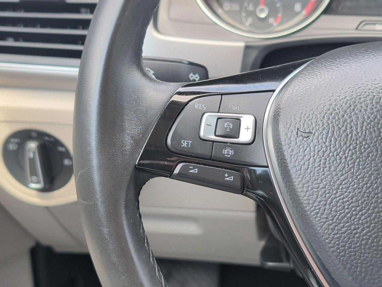 2019 Volkswagen Atlas 3.6L V6 SE w/Technology R-Line San Juan TX