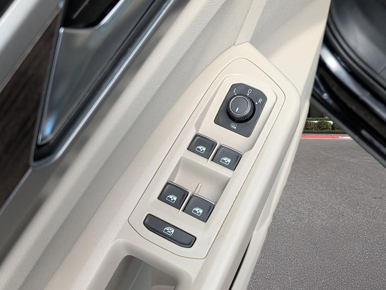 2019 Volkswagen Atlas 3.6L V6 SE w/Technology R-Line San Juan TX