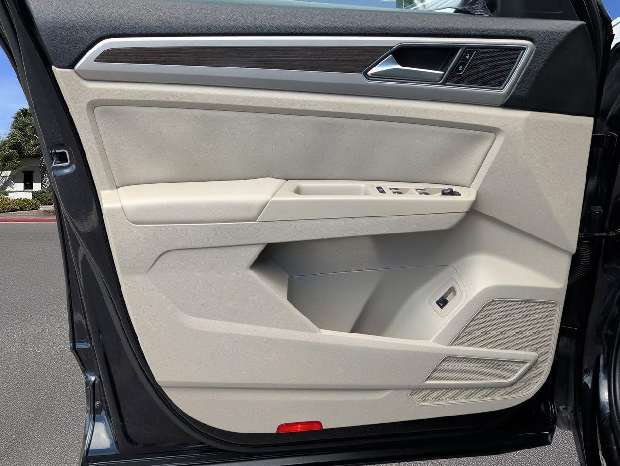 2019 Volkswagen Atlas 3.6L V6 SE w/Technology R-Line San Juan TX