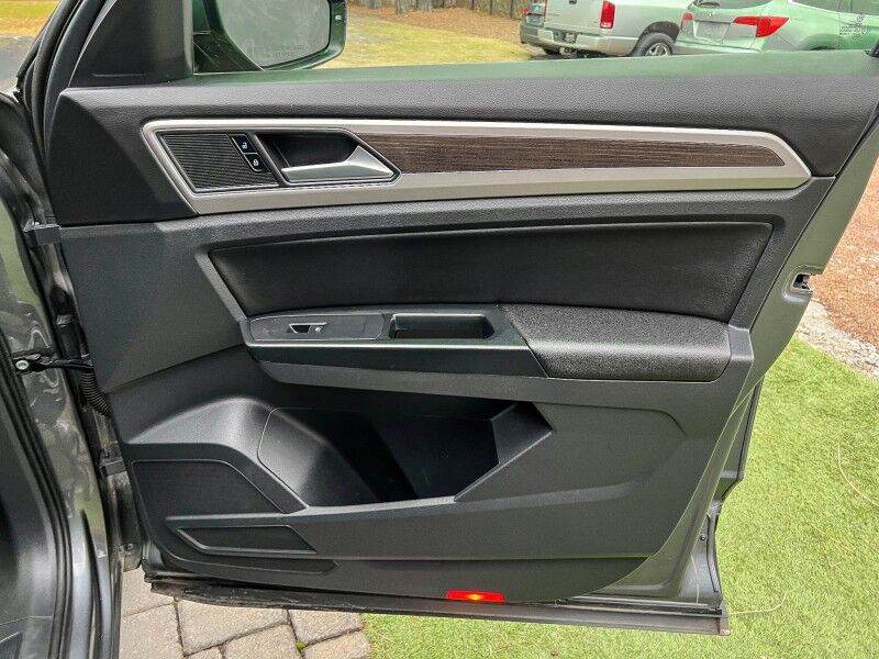 2019 Volkswagen Atlas 3.6L V6 SE w/Technology Wilmington NC