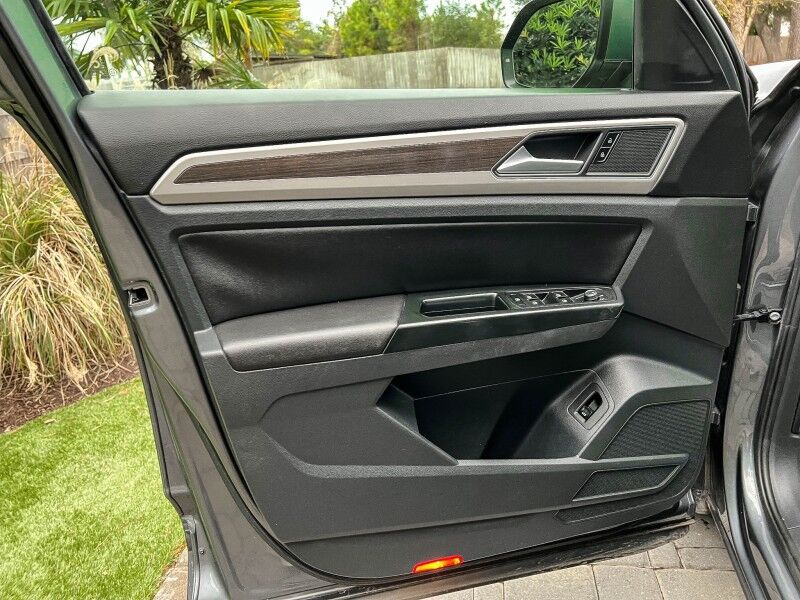 2019 Volkswagen Atlas 3.6L V6 SE w/Technology Wilmington NC